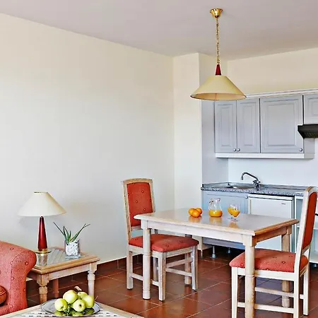 Apartmán H10 Costa Salinas *